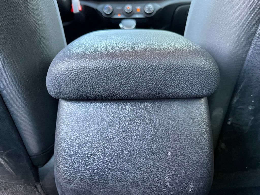 Used 2024 Kia Forte Sedan FWD image 28
