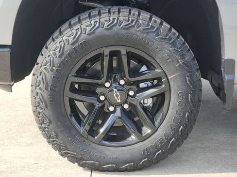 New 2026 Chevrolet Silverado 1500 Custom Trail Boss image 7