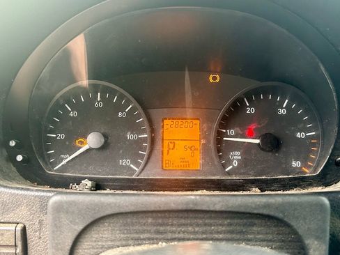 Used 2008 Dodge Sprinter 2500 RWD image 14