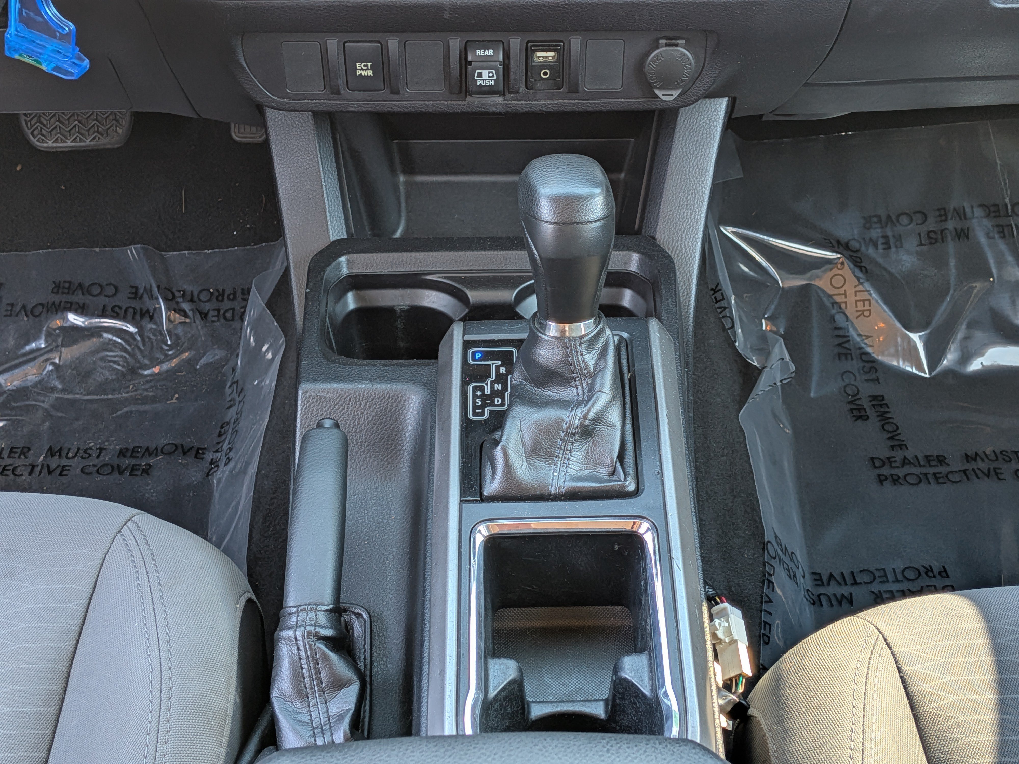 Used 2018 Toyota Tacoma SR5 RWD image 20