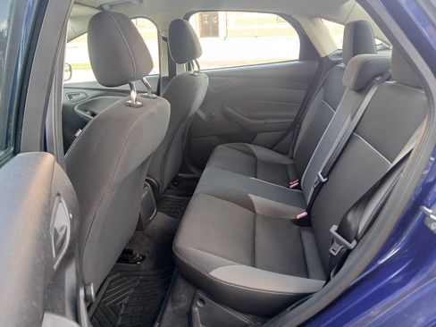 Used 2012 Ford Focus S FWD image 6
