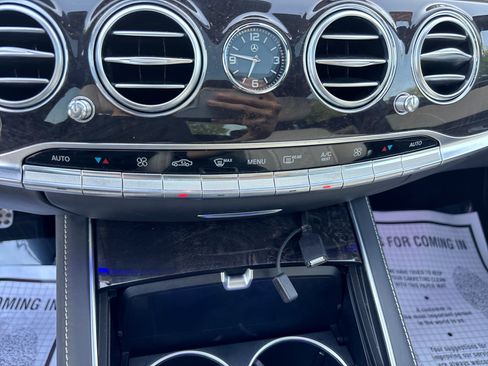 Used 2015 Mercedes-Benz S 550 Sedan image 17