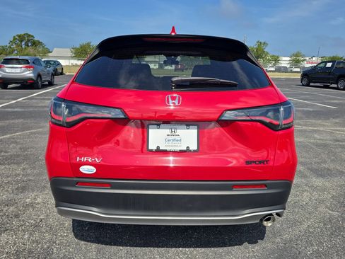 Certified 2024 Honda HR-V Sport image 4
