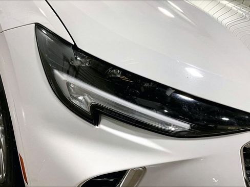 Used 2022 Buick Envision Avenir w/ Premium Seat Package image 4