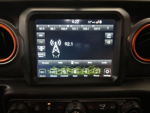 Used 2021 Jeep Gladiator Mojave image 13
