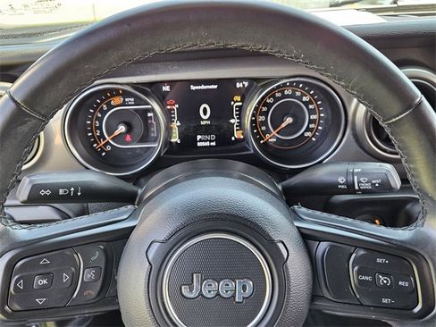 Used 2021 Jeep Wrangler Sport S image 19