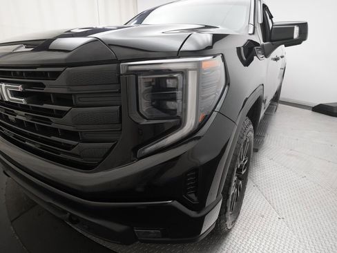 Used 2023 GMC Sierra 1500 Elevation w/ Elevation Premium Package image 22