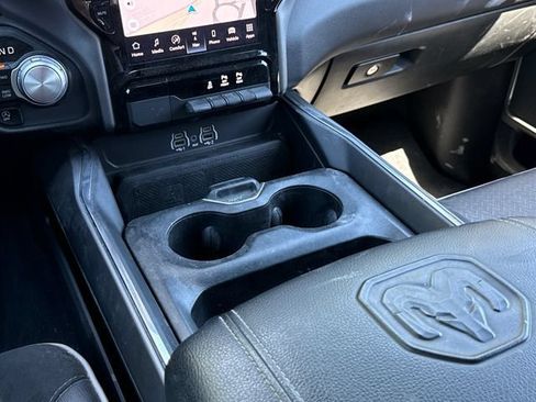 Used 2025 RAM 1500 Laramie AWD/4WD image 11
