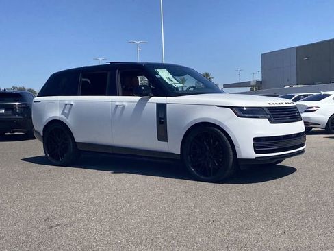 New 2025 Land Rover Range Rover SV AWD/4WD image 5