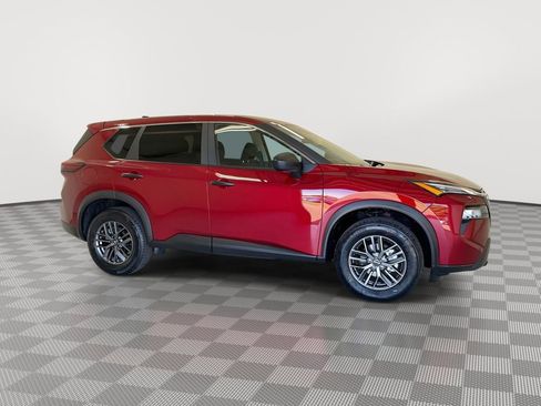 Certified 2025 Nissan Rogue S image 12