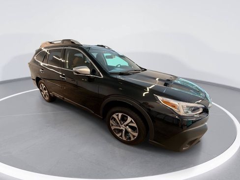 Used 2022 Subaru Outback Touring XT AWD/4WD image 1