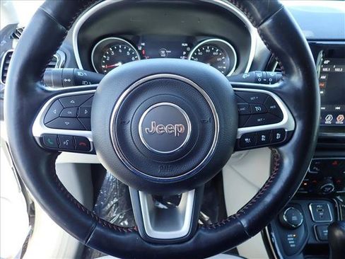 Used 2021 Jeep Compass Limited AWD/4WD image 13