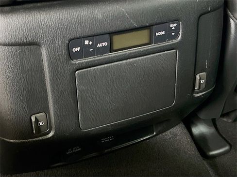 Used 2018 Nissan Armada SL w/ Moonroof Package image 27