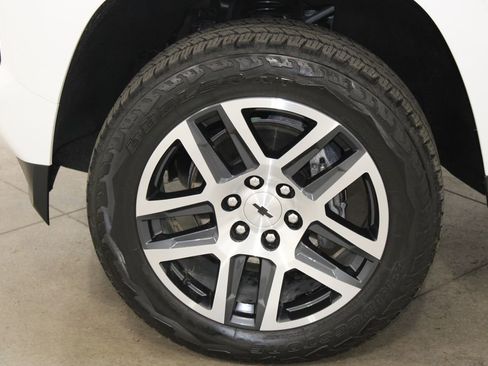 Used 2024 Chevrolet Colorado Z71 w/ Z71 Convenience Package 2 image 53