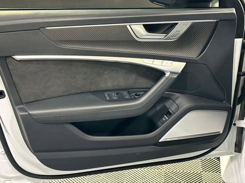 Used 2021 Audi RS 6 image 15