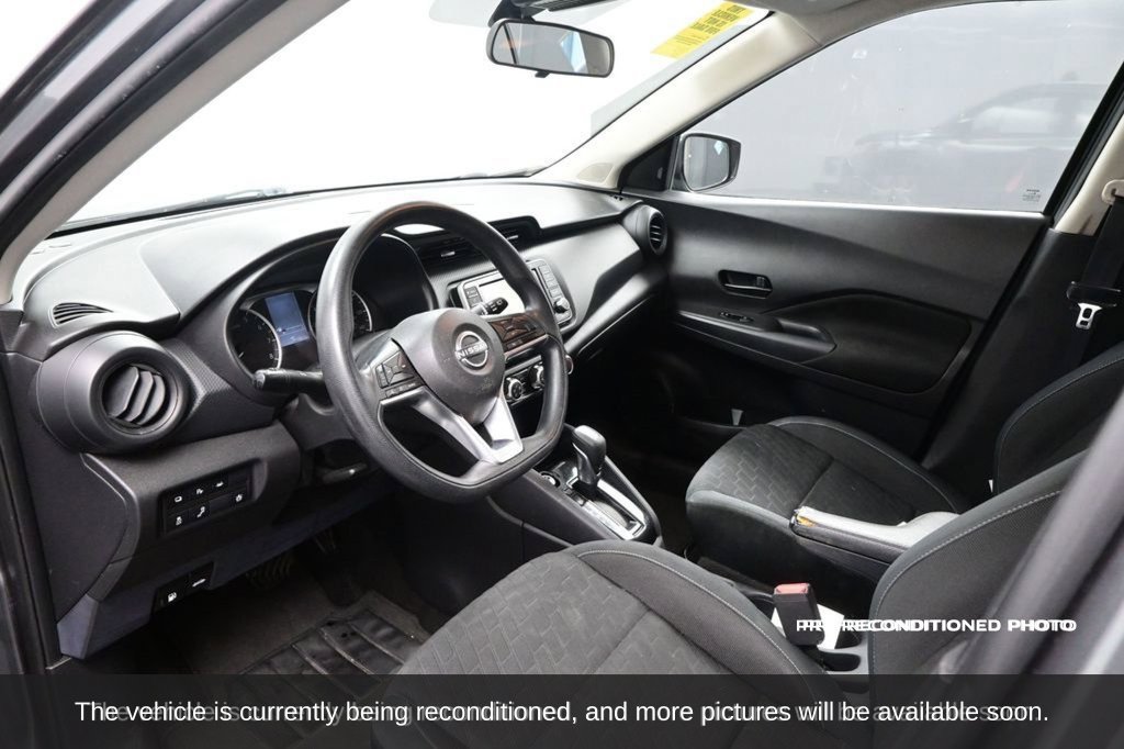 Used 2022 Nissan Kicks S FWD image 12