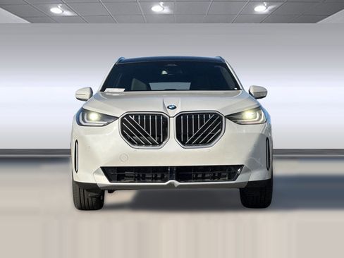 Used 2026 BMW X3 xDrive30 w/ Premium Package image 5