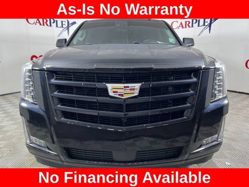 Used 2017 Cadillac Escalade Premium Luxury AWD/4WD image 2