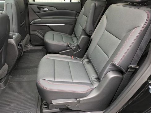 New 2026 Chevrolet Traverse Z71 w/ Driver Confidence Package image 27