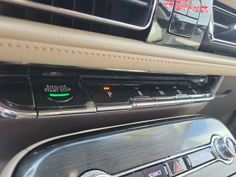 Used 2021 Lincoln Nautilus FWD w/ Equipment Group 101A image 19