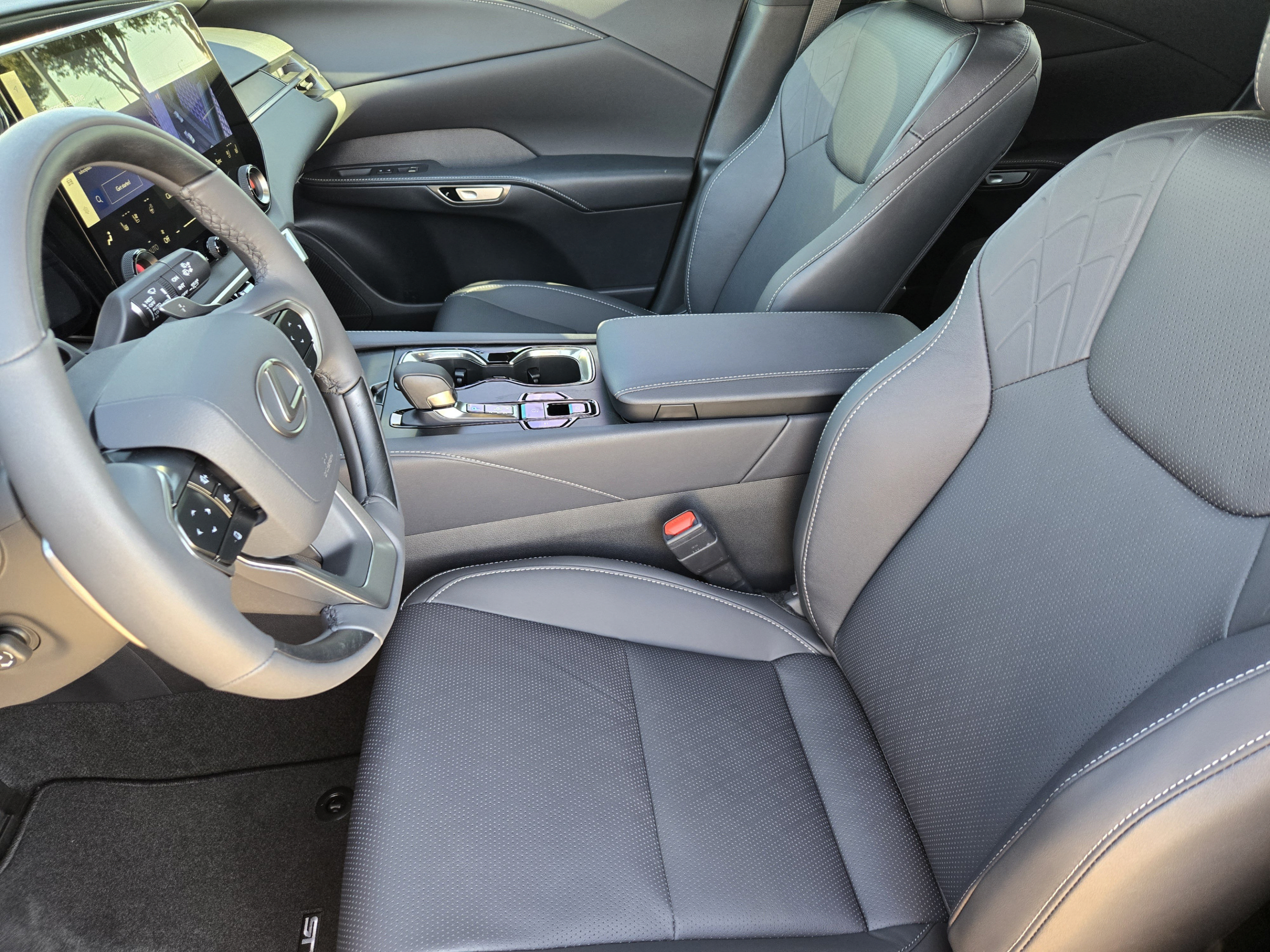 New 2026 Lexus RX 350 Premium Plus w/ Convenience Package FWD image 5