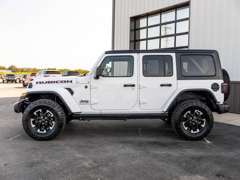 Used 2026 Jeep Wrangler Unlimited Rubicon AWD/4WD image 2