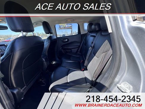 Used 2021 Jeep Compass Limited AWD/4WD image 17