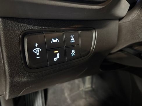 Used 2019 Hyundai Santa Fe SEL AWD/4WD image 13