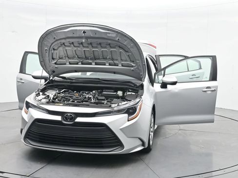 Used 2024 Toyota Corolla LE image 44