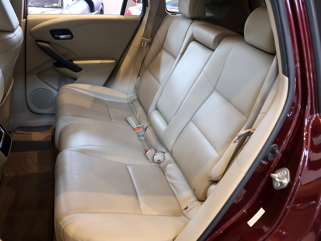 Used 2017 Acura RDX w/ Technology Package AWD/4WD image 23