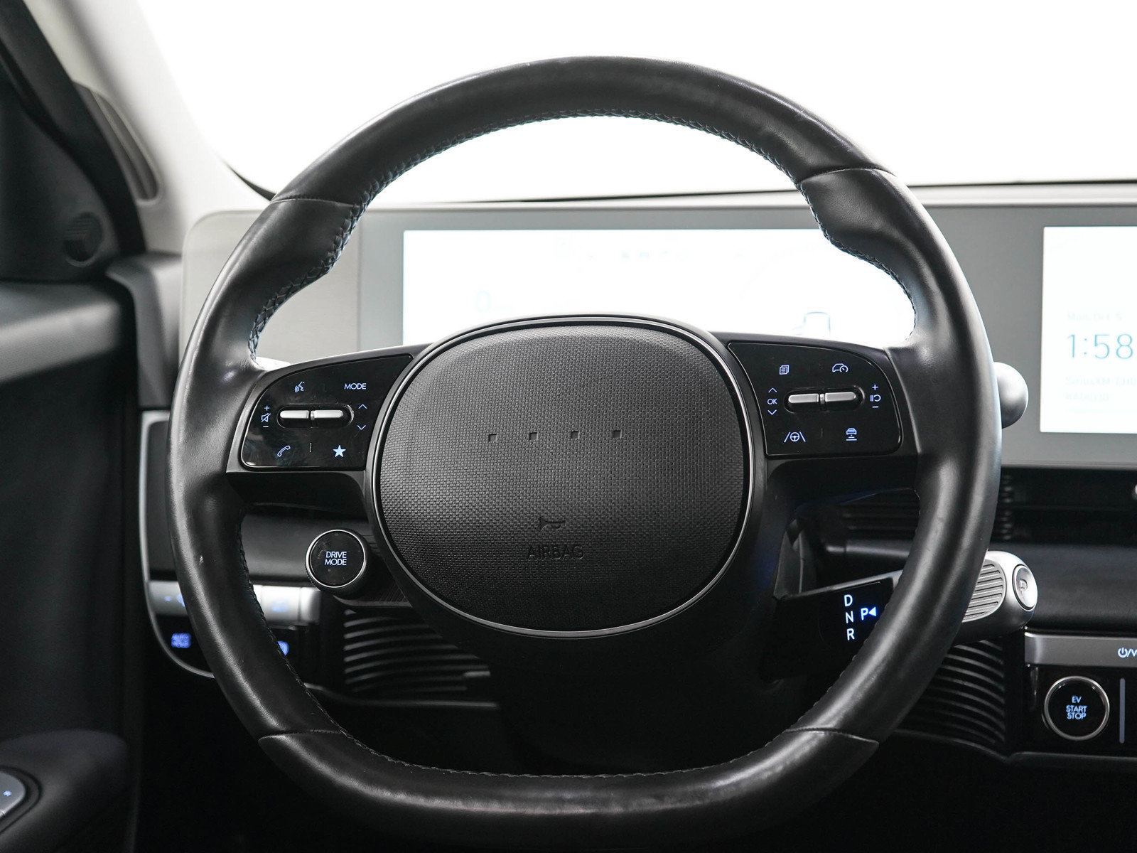 Certified 2024 Hyundai Ioniq 5 SEL AWD/4WD image 17