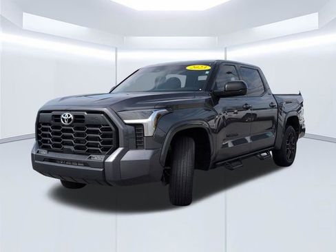 Used 2023 Toyota Tundra SR5 w/ TRD Sport Package AWD/4WD image 13