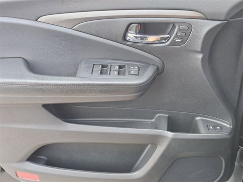 Used 2019 Honda Pilot EX-L image 25