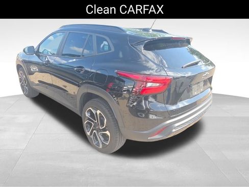Used 2024 Chevrolet Trax RS w/ Driver Confidence Package FWD image 6