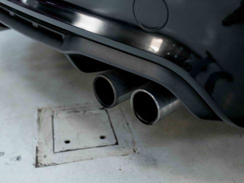 Used 2018 BMW M2 image 27