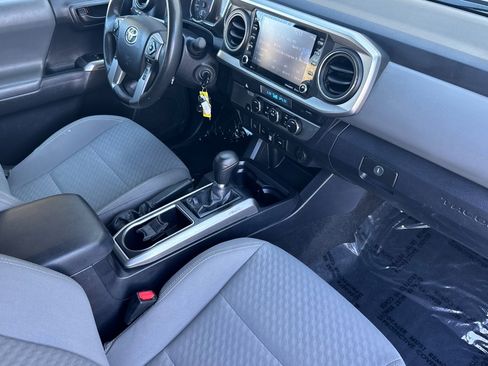 Used 2022 Toyota Tacoma SR5 image 14