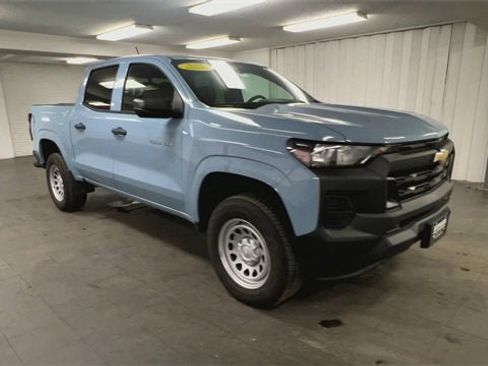 New 2025 Chevrolet Colorado W/T w/ Advanced Trailering Package image 2