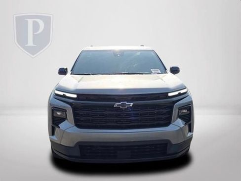 New 2026 Chevrolet Traverse LT w/ Midnight/Sport Edition FWD image 12