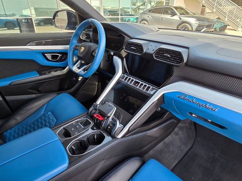 Used 2020 Lamborghini Urus AWD/4WD image 15