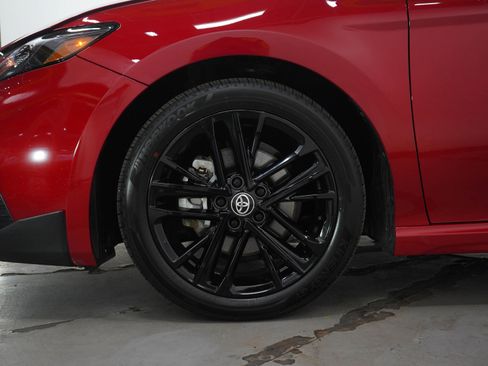 Used 2026 Toyota Camry SE w/ Multimedia Upgrade Package FWD image 29