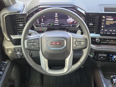 Used 2024 GMC Sierra 1500 SLT AWD/4WD image 24