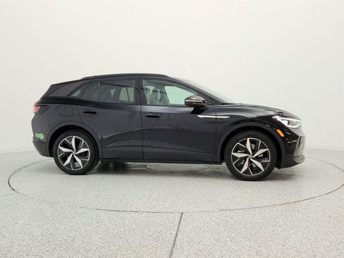 Used 2023 Volkswagen ID.4 S RWD image 4