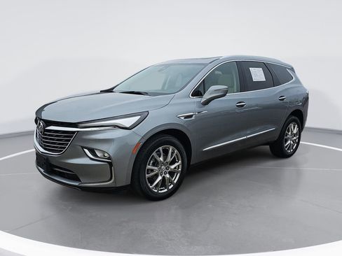 Certified 2023 Buick Enclave Essence w/ Experience Buick Package AWD/4WD image 9