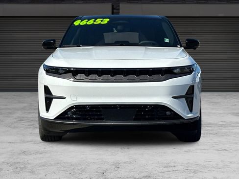 Used 2024 Jeep Wagoneer Launch Edition image 10