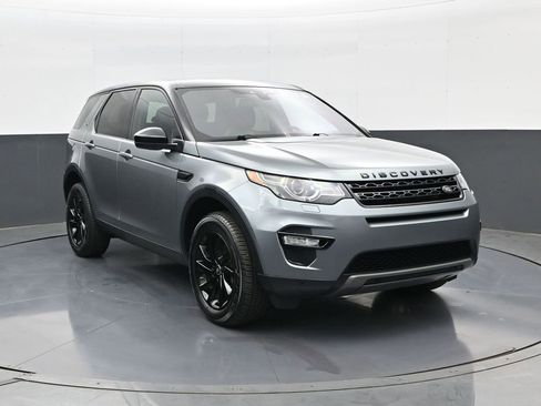 Used 2019 Land Rover Discovery Sport HSE AWD/4WD image 3