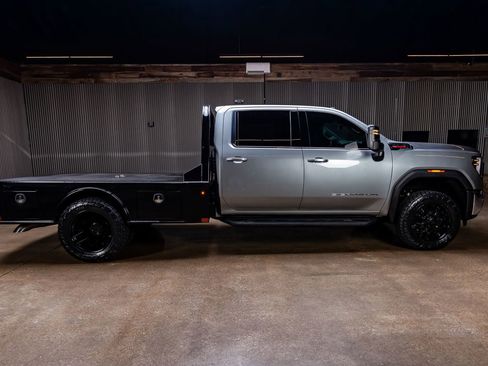 Used 2026 GMC Sierra 3500 SLE w/ SLE Convenience Package AWD/4WD image 10