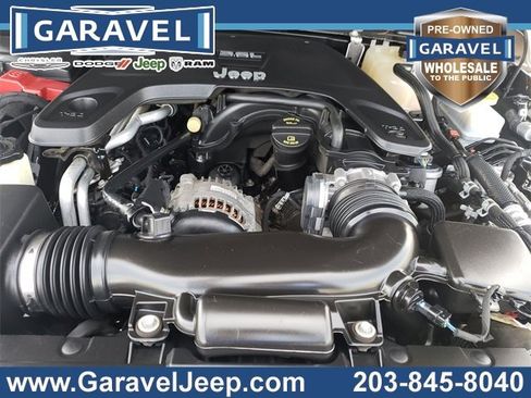 Used 2018 Jeep Wrangler Unlimited Rubicon w/ Cold Weather Group image 25