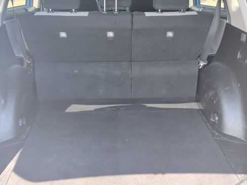 Used 2017 Toyota RAV4 XLE FWD image 33