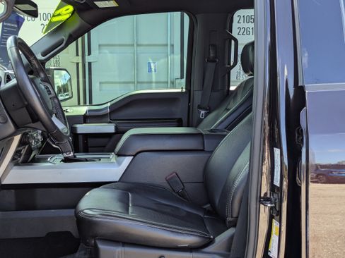 Used 2019 Ford F150 Lariat w/ Equipment Group 502A Luxury AWD/4WD image 25