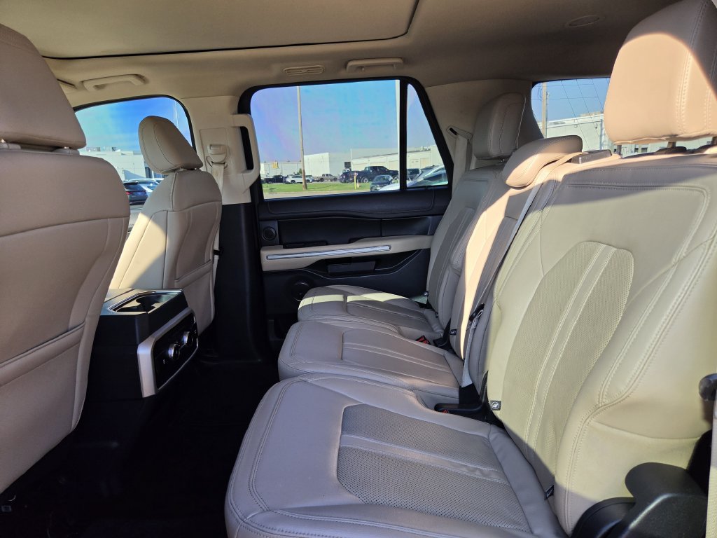 Used 2022 Ford Expedition Max Limited AWD/4WD image 29